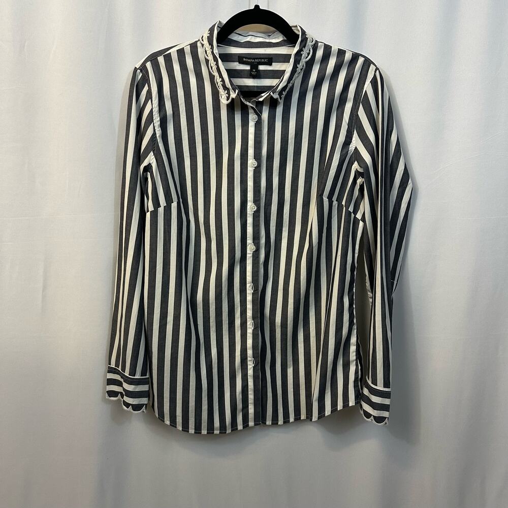 Banana Republic Striped Button Down Scalloped Cuff Embroidered Collar 14 NWT